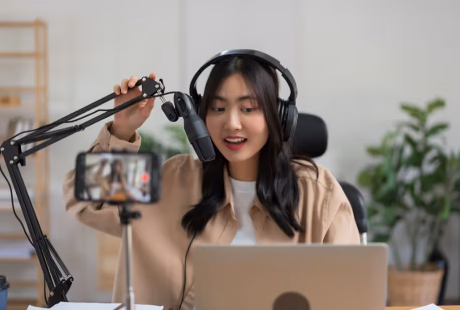 เมื่อพูดถึงการสร้างแบรนด์ในยุคที่ผู้บริโภคให้ความสำคัญกับ สุขภาพ ความปลอดภัย และผลิตภัณฑ์ที่เป็นมิตรกับสิ่งแวดล้อม “แผ่นแปะกันยุง” ก็กลายเป็นไอเทมที่หลายคนเลือกใช้