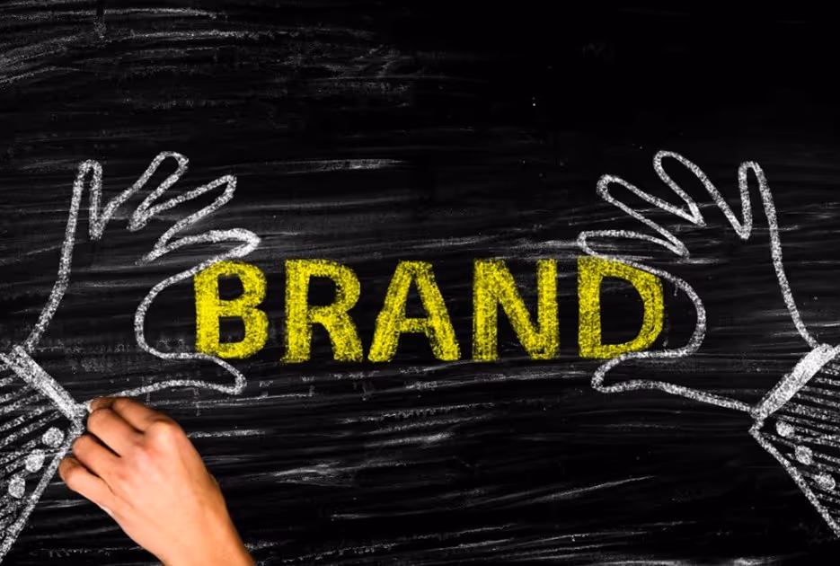 เมื่อพูดถึงการสร้างแบรนด์ในยุคที่ผู้บริโภคให้ความสำคัญกับ สุขภาพ ความปลอดภัย และผลิตภัณฑ์ที่เป็นมิตรกับสิ่งแวดล้อม “แผ่นแปะกันยุง” ก็กลายเป็นไอเทมที่หลายคนเลือกใช้